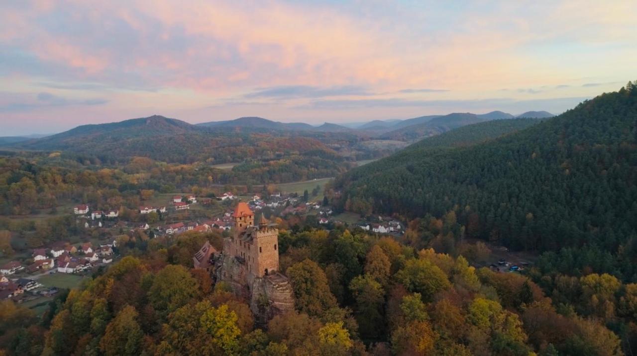 Ferienwohnung Am Waldrand Lemberg Bagian luar foto