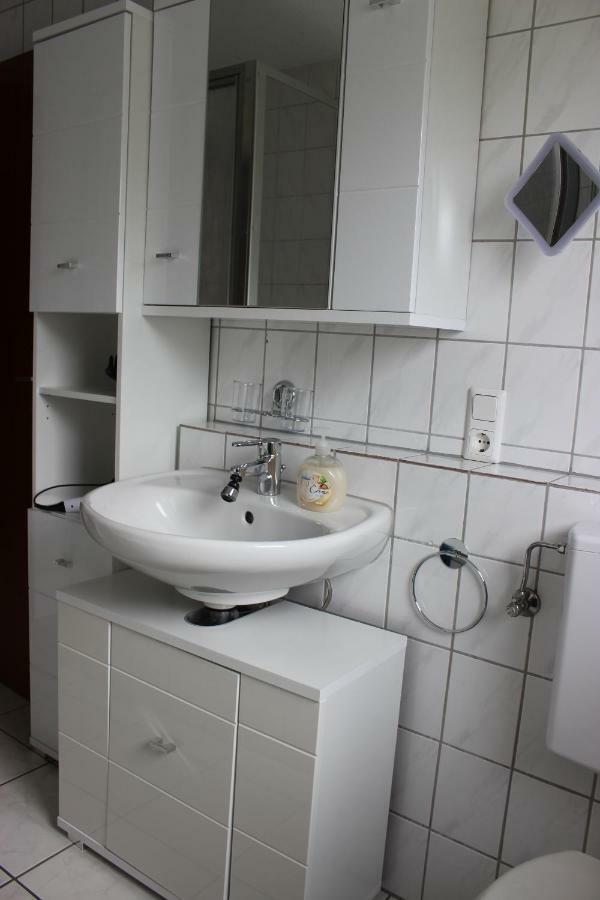 Ferienwohnung Am Waldrand Lemberg Bagian luar foto