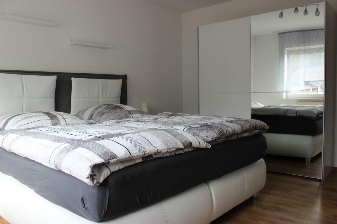 Ferienwohnung Am Waldrand Lemberg Bagian luar foto