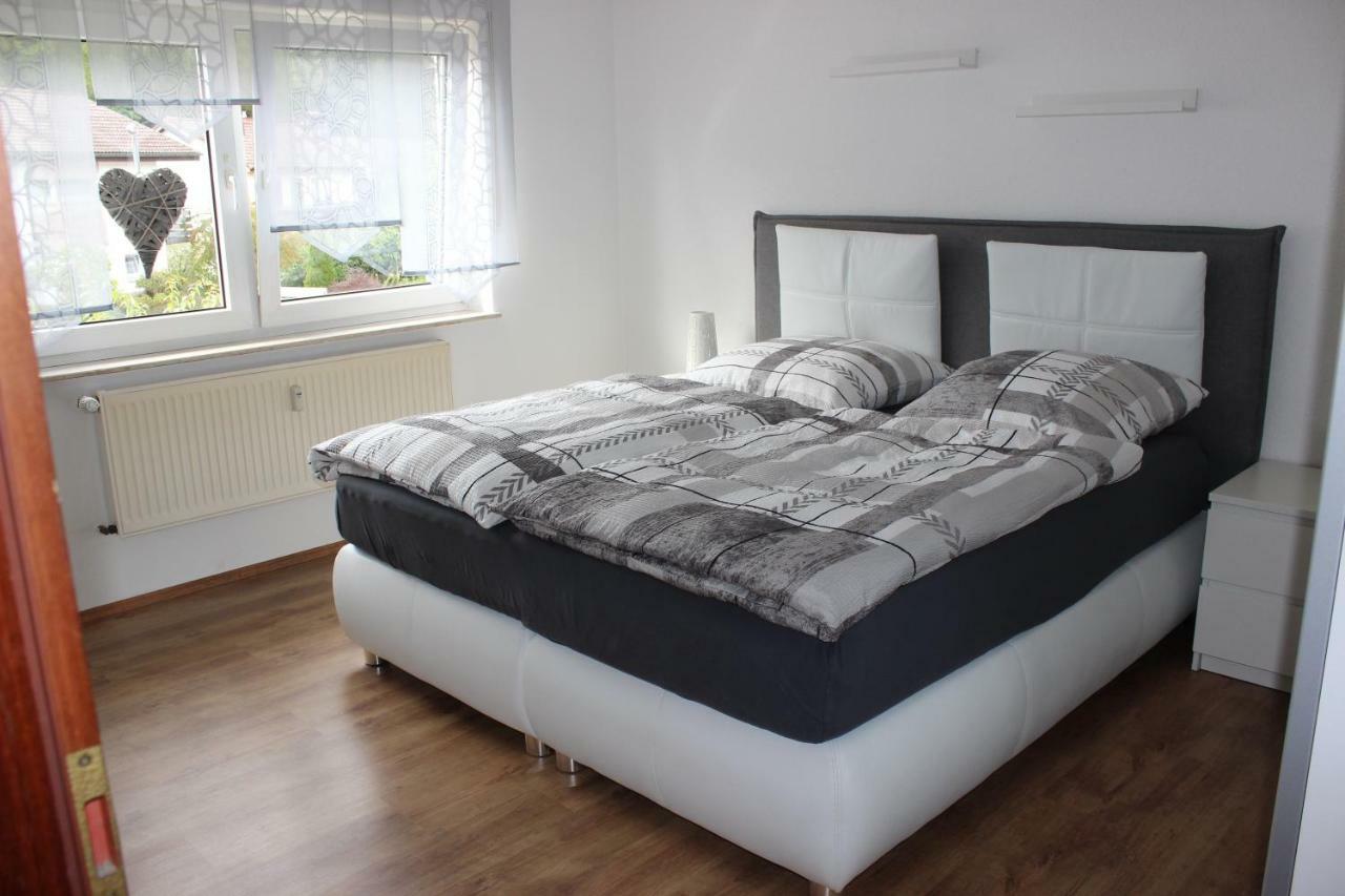 Ferienwohnung Am Waldrand Lemberg Bagian luar foto